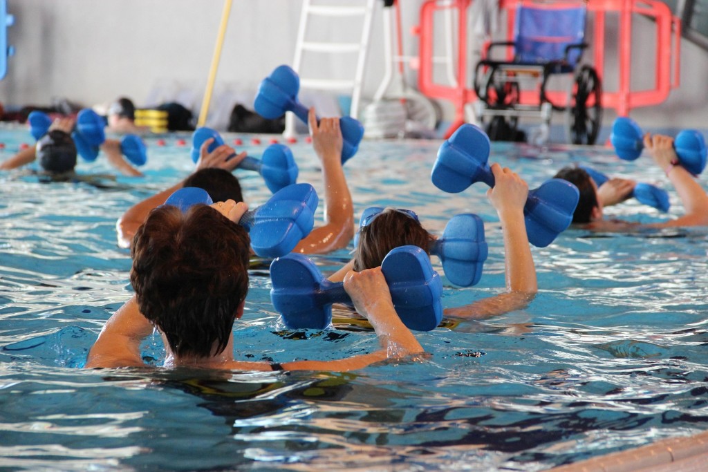 swim-3287239_1920.jpg