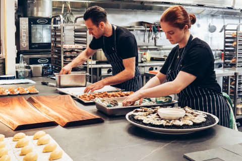 adults-chef-cook-2696064.jpg